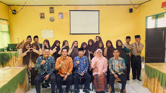 Kandidat Calon Ketua OSIM MTsN 1 Sarolangun Jalani Fit And Proper Test