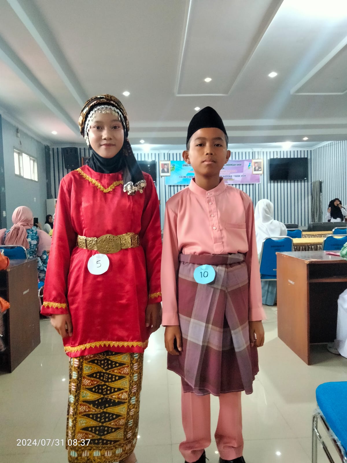 Siswa Siswi MTsN 1 Sarolangun,Ikuti Lomba Baca Puisi dan Solo Song Dalam Rangka Meriahkan Hari Anak Nasional.