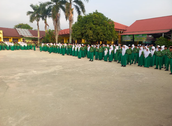 Meningkatkan Kedisiplinan dan Akhlak, Madrasah Gelar Apel Pagi Meningkatkan Kedisiplinan dan Akhlak, Madrasah Gelar Apel Pagi