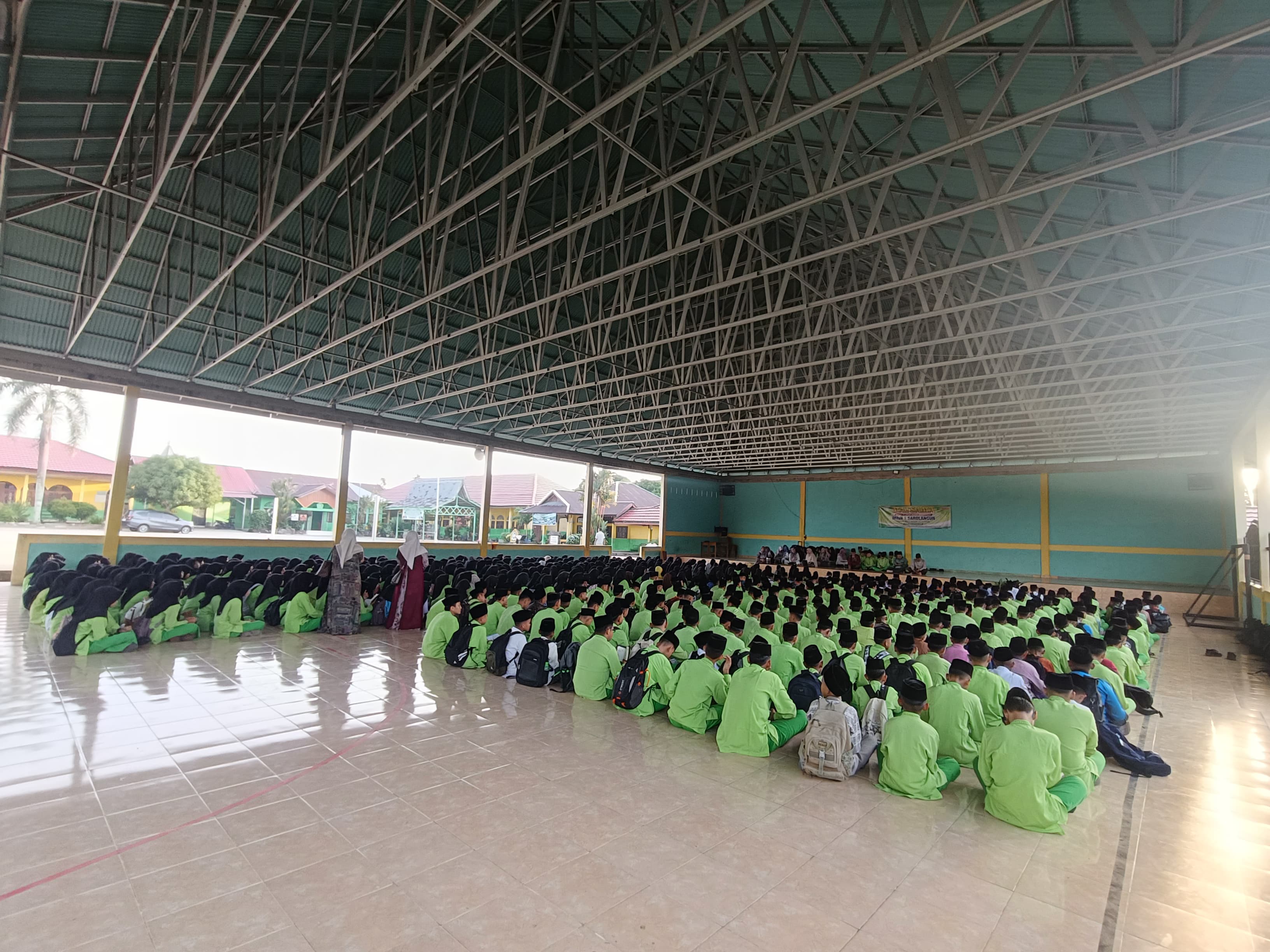 Awali Jumâ€™at Barokah Pertama di Tahun Ajaran Baru, Pembacaan Surah Yasin MTsN 1 Sarolangun Sukses Dilaksanakan