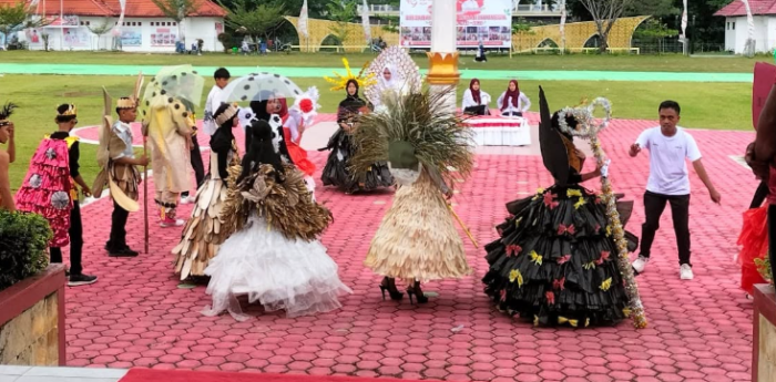 Keseruan Hari Anak di MTsN 1 Sarolangun, Penuh Ceria & Lomba Seni Keseruan Hari Anak di MTsN 1 Sarolangun, Penuh Ceria & Lomba Seni